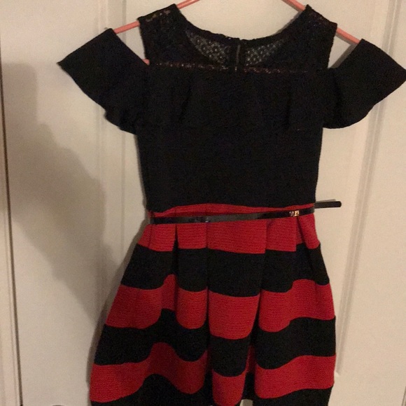 Girls dress - Picture 6 of 7